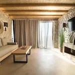 Mythic Paros , Adults Only Ajía Iríni Páru
